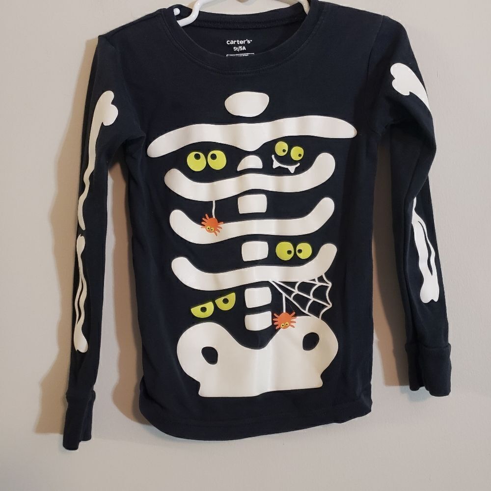 CARTER'S SKELETON GRAPHIC LONG SLEEVE PAJAMA SHIRT SIZE 5T